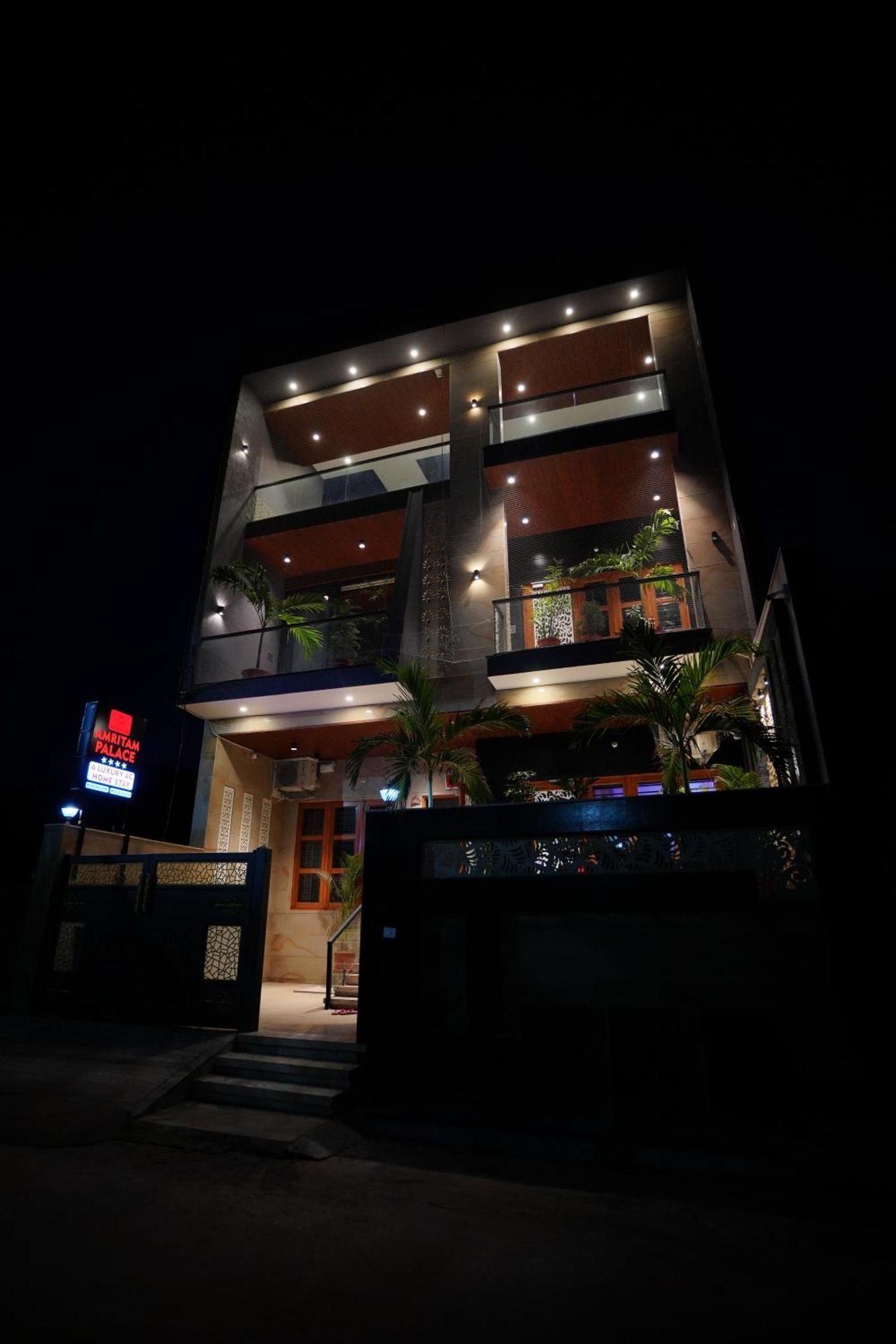 Amritam Palace A Luxury Ac Home Stay Ringas Buitenkant foto