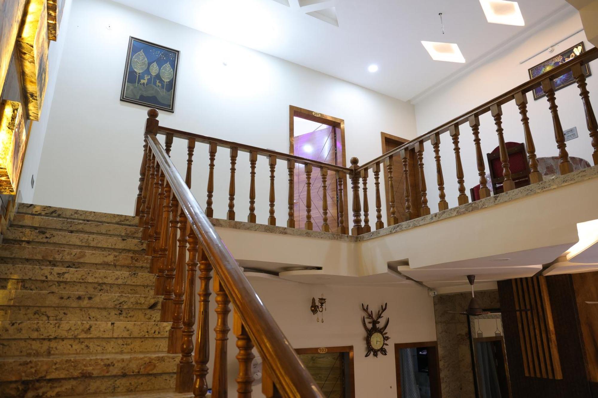 Amritam Palace A Luxury Ac Home Stay Ringas Buitenkant foto