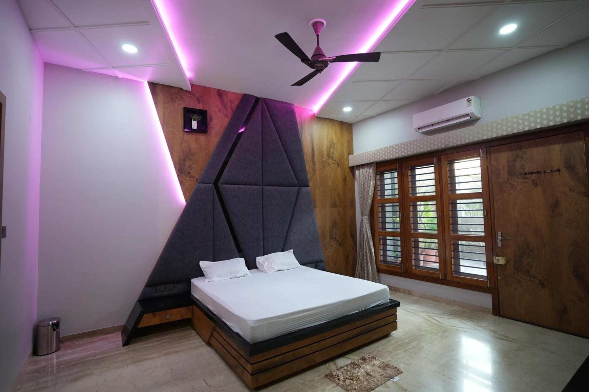 Amritam Palace A Luxury Ac Home Stay Ringas Buitenkant foto